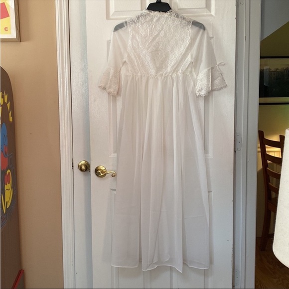 VTG Deadstock White Nylon Lace Wedding Peignoir Robe - Picture 3 of 12